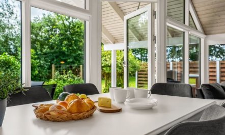 'Mika' - 800m from the sea 7