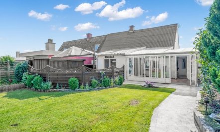 'Anneke' - 1.3km from the sea