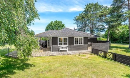 'Felicia' - 350m from the sea