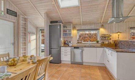 'Wyanet' - 600m from the sea 3