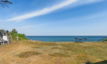 'Gjoko' - 40m from the sea 5