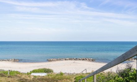 'Gjoko' - 40m from the sea 3