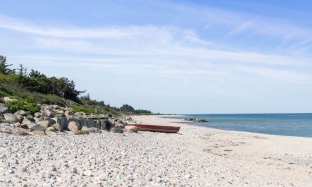 'Gjoko' - 40m from the sea 2