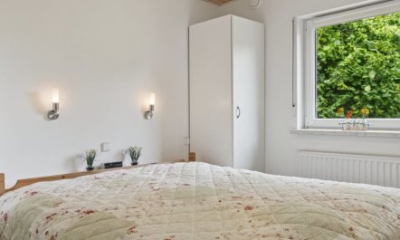 'Merit' - 800m from the sea 7