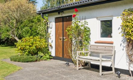 'Merit' - 800m from the sea 2