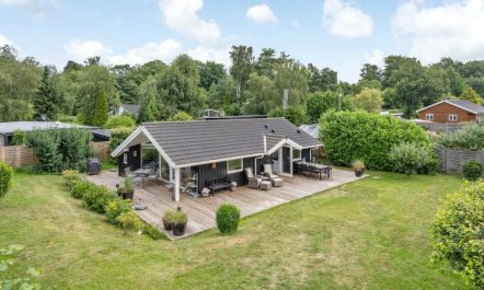 'Franca' - 500m from the sea