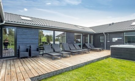 'Matild' - 400m from the sea 5