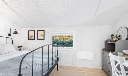 'Sissie' - 400m from the sea 7