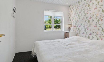 'Thrym' - 2.5km from the sea 7