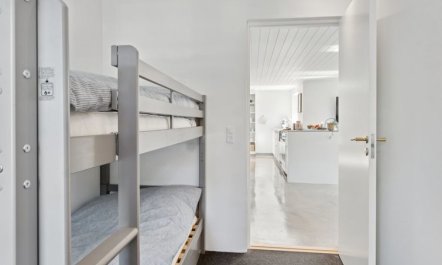 'Thrym' - 2.5km from the sea 3