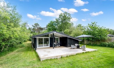 'Krum' - 250m from the sea 1