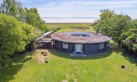 'Vemund' - 100m to the fjord 4