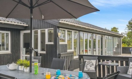 'Hallveig' - 1.1km from the sea 5