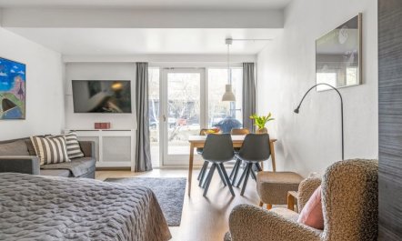 'Epiphania' - 130m from the sea 3