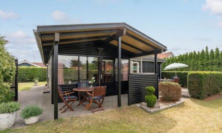 'Siem' - 650m from the sea