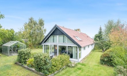 'Frida' - 125m from the sea