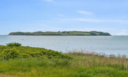 'Varma' - 25m from the sea 5