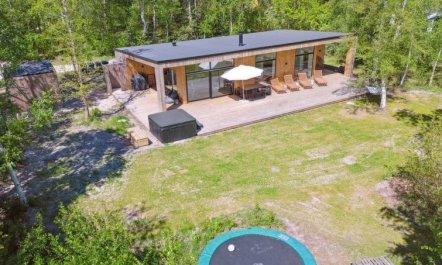 'Tinja' - 900m from the sea 6