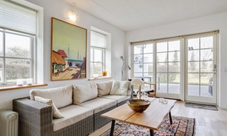 'Hunter' - 400m from the sea 5