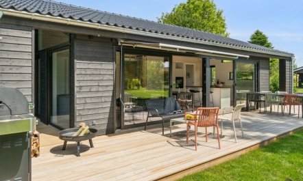 'Herulf' - 450m from the sea 7