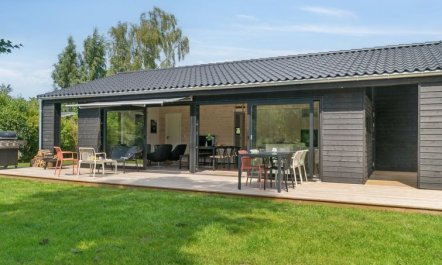 'Herulf' - 450m from the sea 4