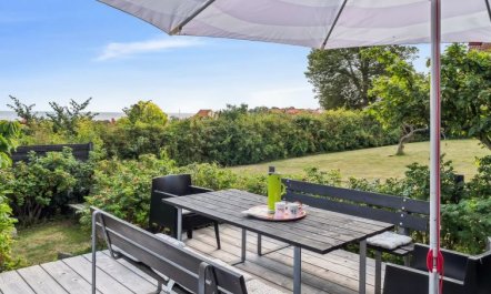 'Habbo' - 300m from the sea 3