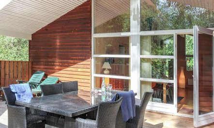 'Sakarias' - 800m from the sea