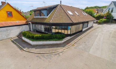 'Sverkel' - 100m from the sea