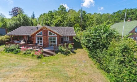 'Lisbeth' - 130m from the sea 2