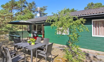 'Michel' - 300m from the sea