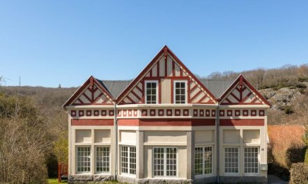 'Anina' - 400m from the sea