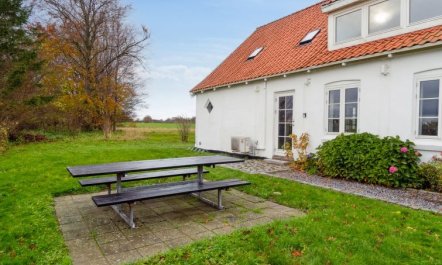 'Torbjörn' - 2.5km from the sea 1