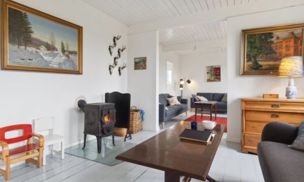 'Torbjörn' - 2.5km from the sea 3