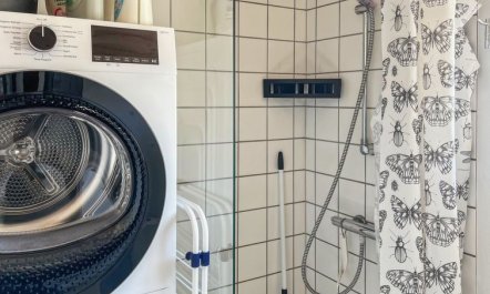 'Carlie' - 2.8km from the sea 3