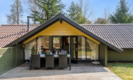 'Ajla' - 500m from the sea