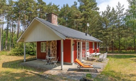 'Aave' - 800m from the sea