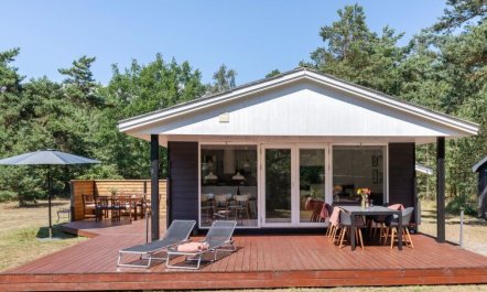 'Gottfrieda' - 300m from the sea