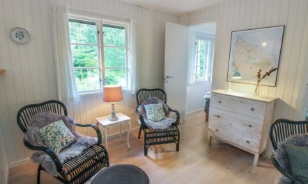 'Gustav' - 250m from the sea 7