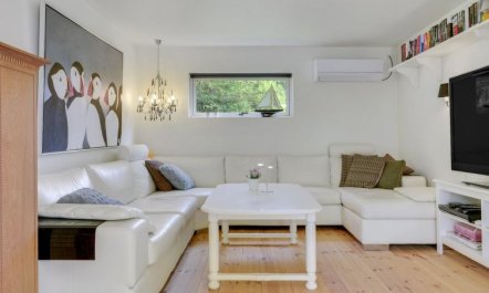 'Makrina' - 175m from the sea 1