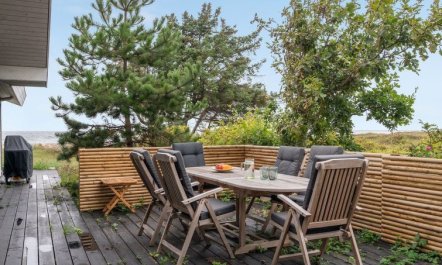 'Pascal' - 25m from the sea 6