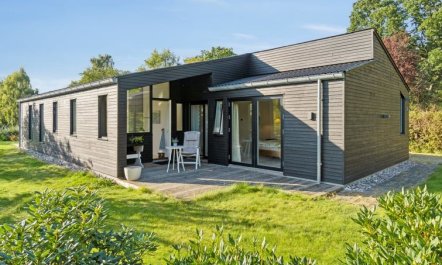 'Annlisa' - 750m from the sea 2