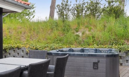 'Ribanna' - 650m from the sea 2