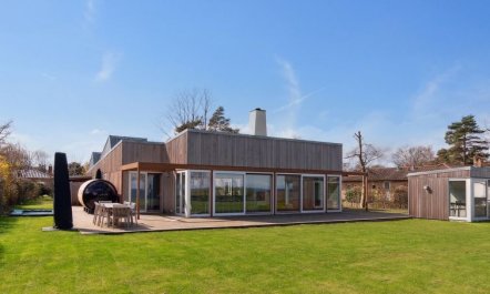 'Vanta' - 10m from the sea 3