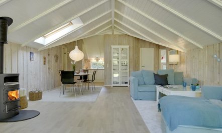 'Liselotta' - 550m from the sea 3