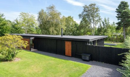 'Hævnir' - 1km from the sea 5