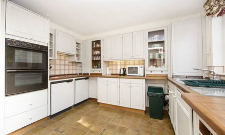 Imperial Residence 4