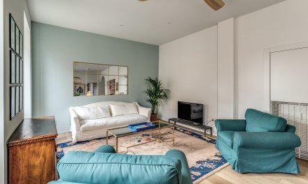 Artful Roman Retreat