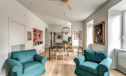 Artful Roman Retreat 5