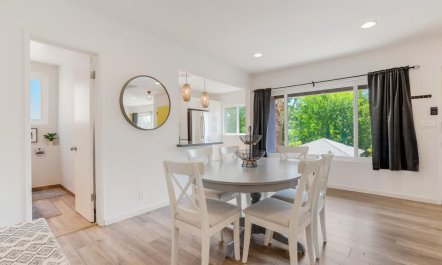 Woodland Hills Retreat 1