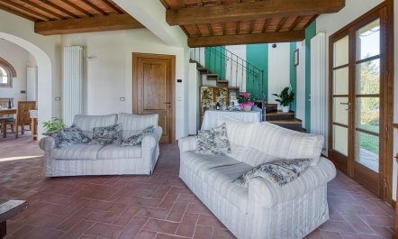 Tuscan Barn Retreat 7